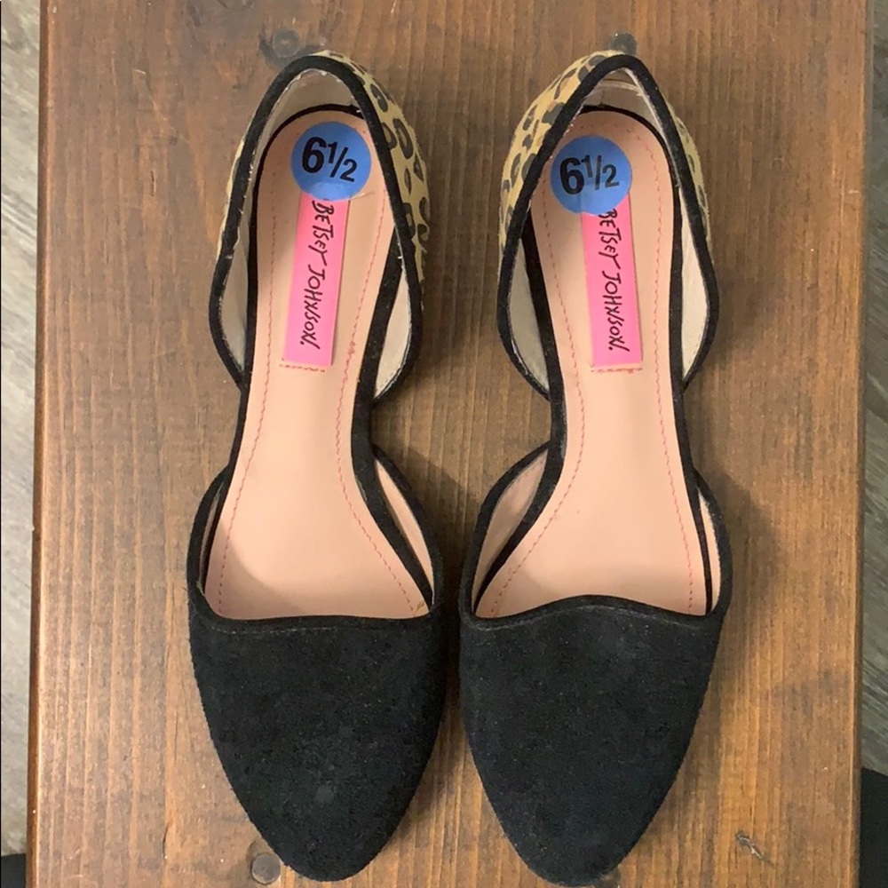 Betsey Johnson flats